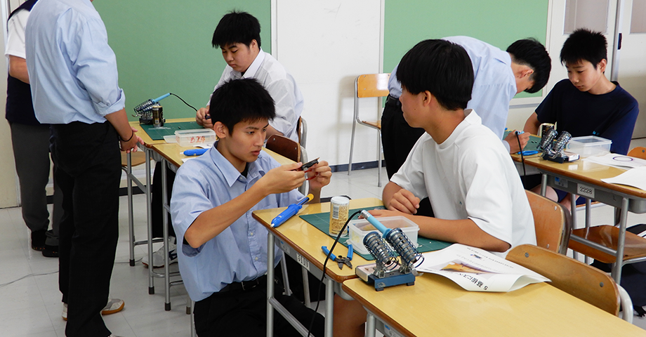 体験入学（電子課２）
